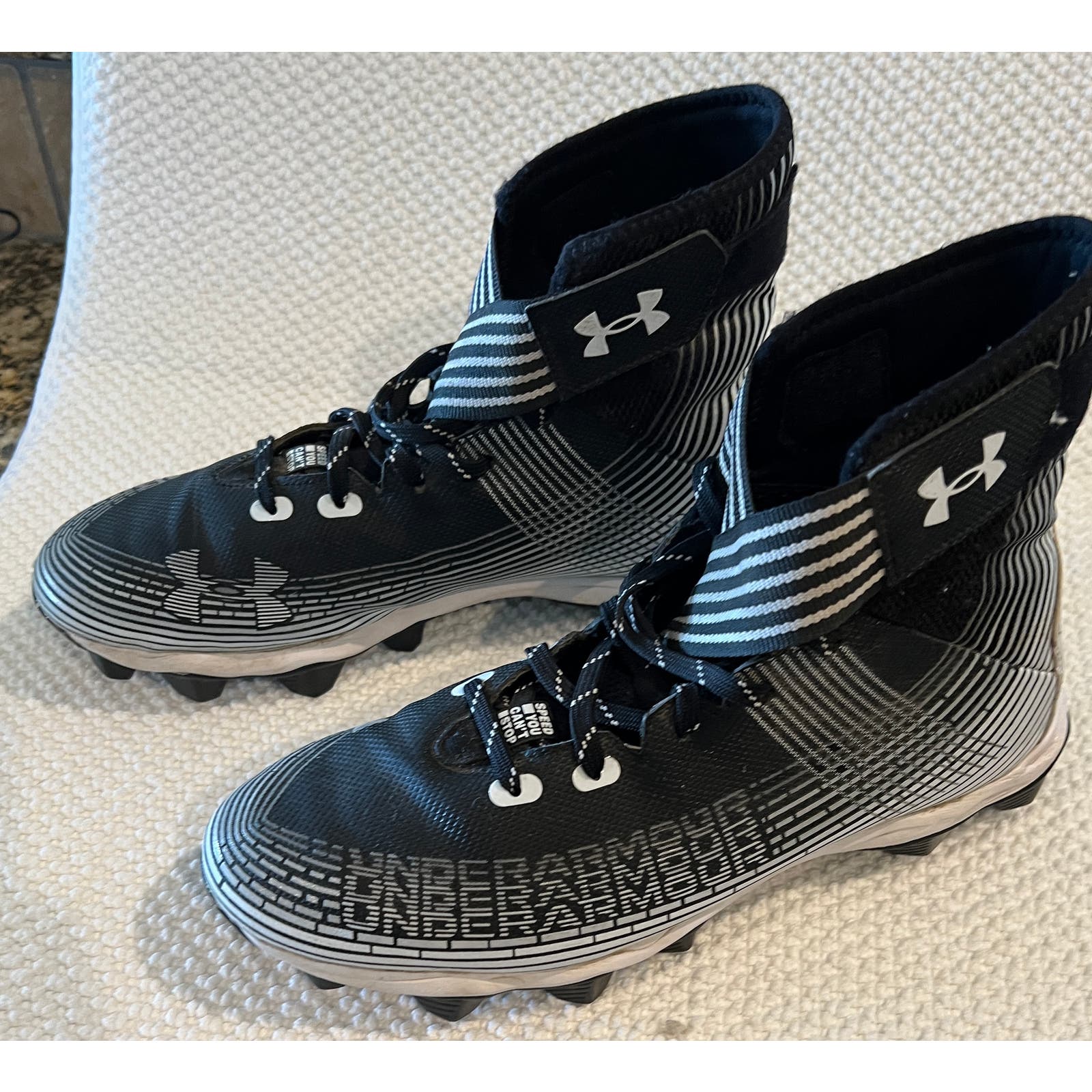 Under Armour Highlight Franchise Rm Senior Football Cleats Blk/White Sz 9